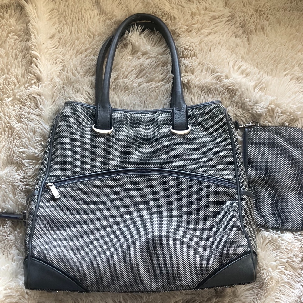 Tumi Travel Bag/Purse/Laptop Bag